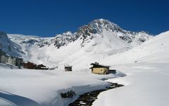 Chalet Tournavel and some of the view it enjoys