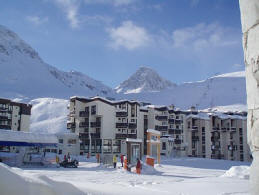 Tignes apartment rental - View of chairlift from apartment window