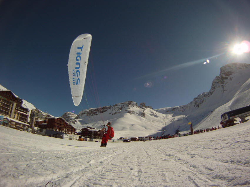 Tignes Ski & Snowboard Sponsored Paraglider